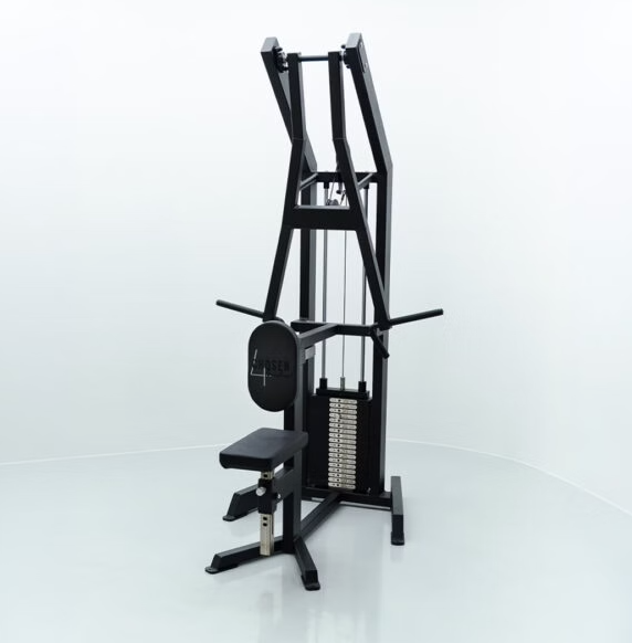 Tall black lat pulldown tower